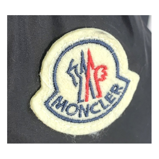 Moncler Cinched-Waist Fur-Trim Hooded Down Jacket – Black